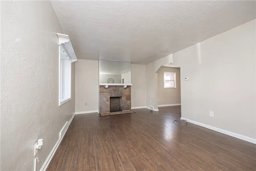 344 Mayville Ave, Pittsburgh, PA 15226 - #2