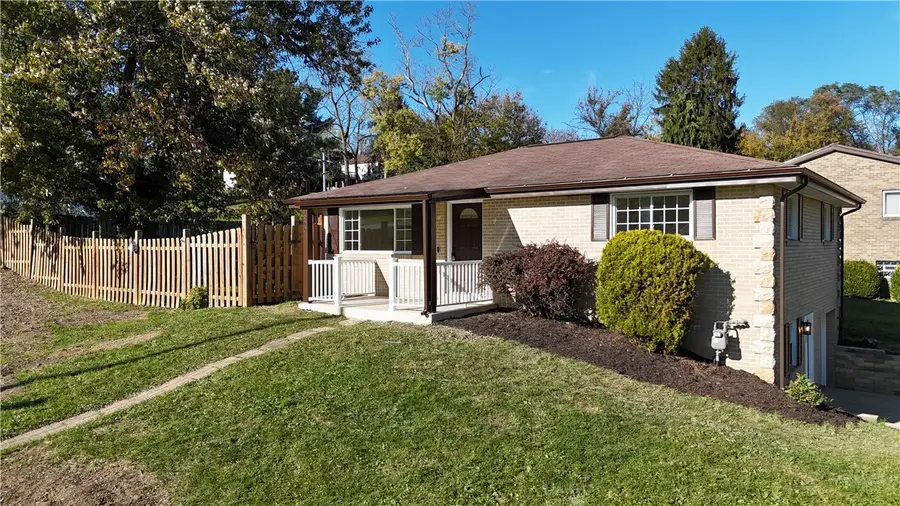 900 Sycamore St, Washington, PA 15301 - #2