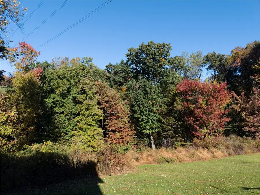 3207 Heights Rd, Aliquippa, PA 15001 - #3