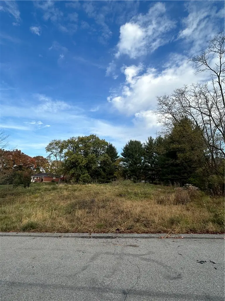 2000 Tara Villa Pl, Pittsburgh, PA 15238 - #2