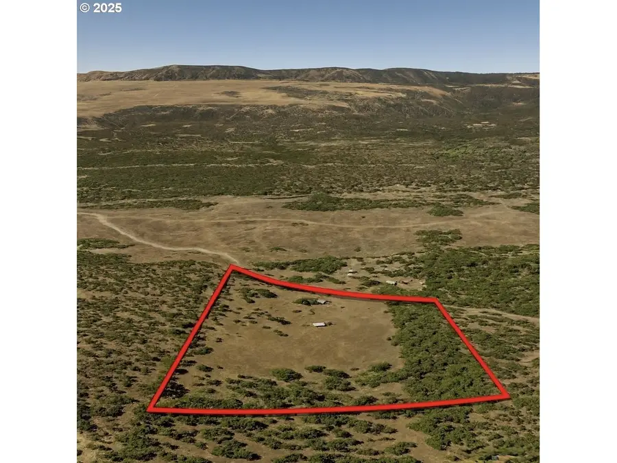 610 Wahkiacus Heights Rd, Klickitat, WA 98628 - Image #3