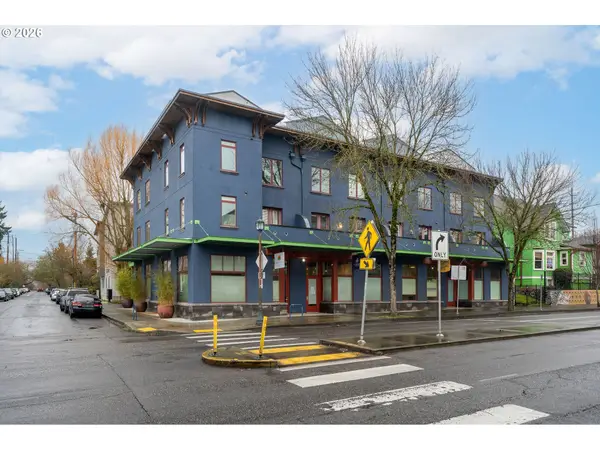 325 NE Graham St #7, Portland, OR 97212