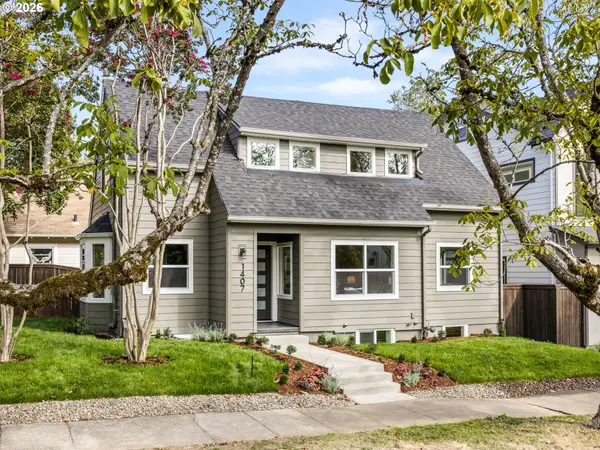 1407 SE Knapp St, Portland, OR 97202