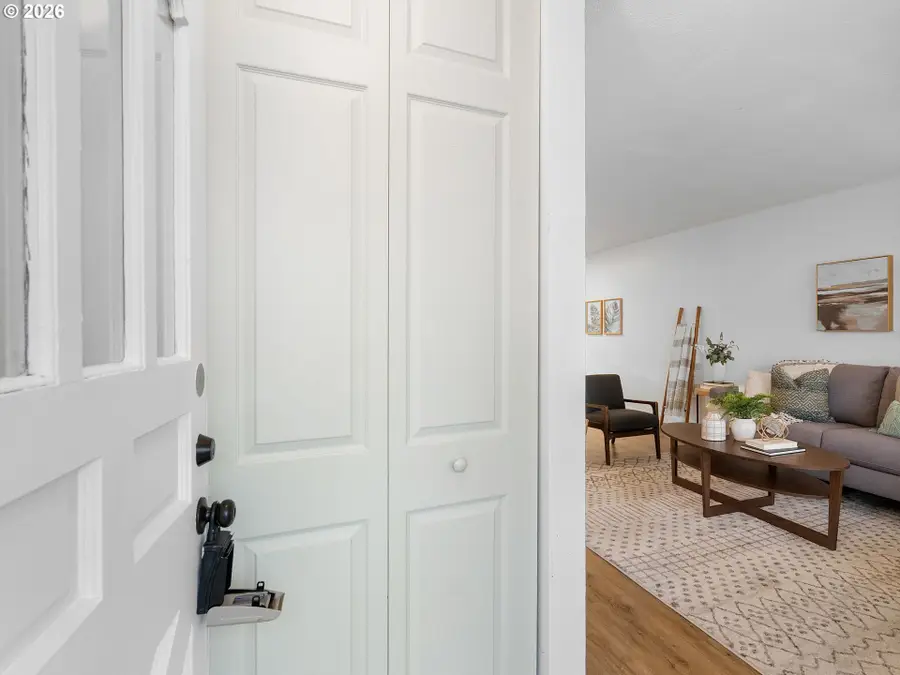 2683 SW Spring Garden St, Portland, OR 97219 - Image #2