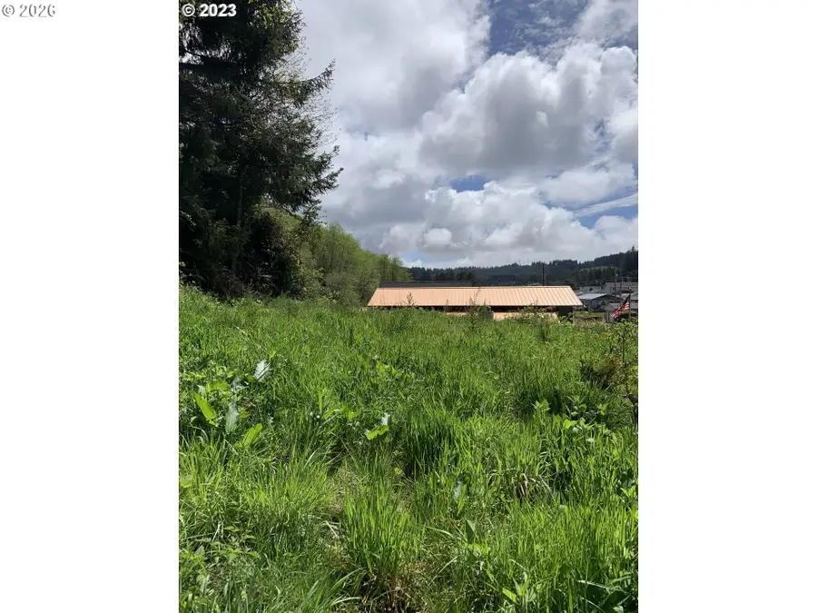 600 Clearlake Ave, Winchester Bay, OR 97467 - #3