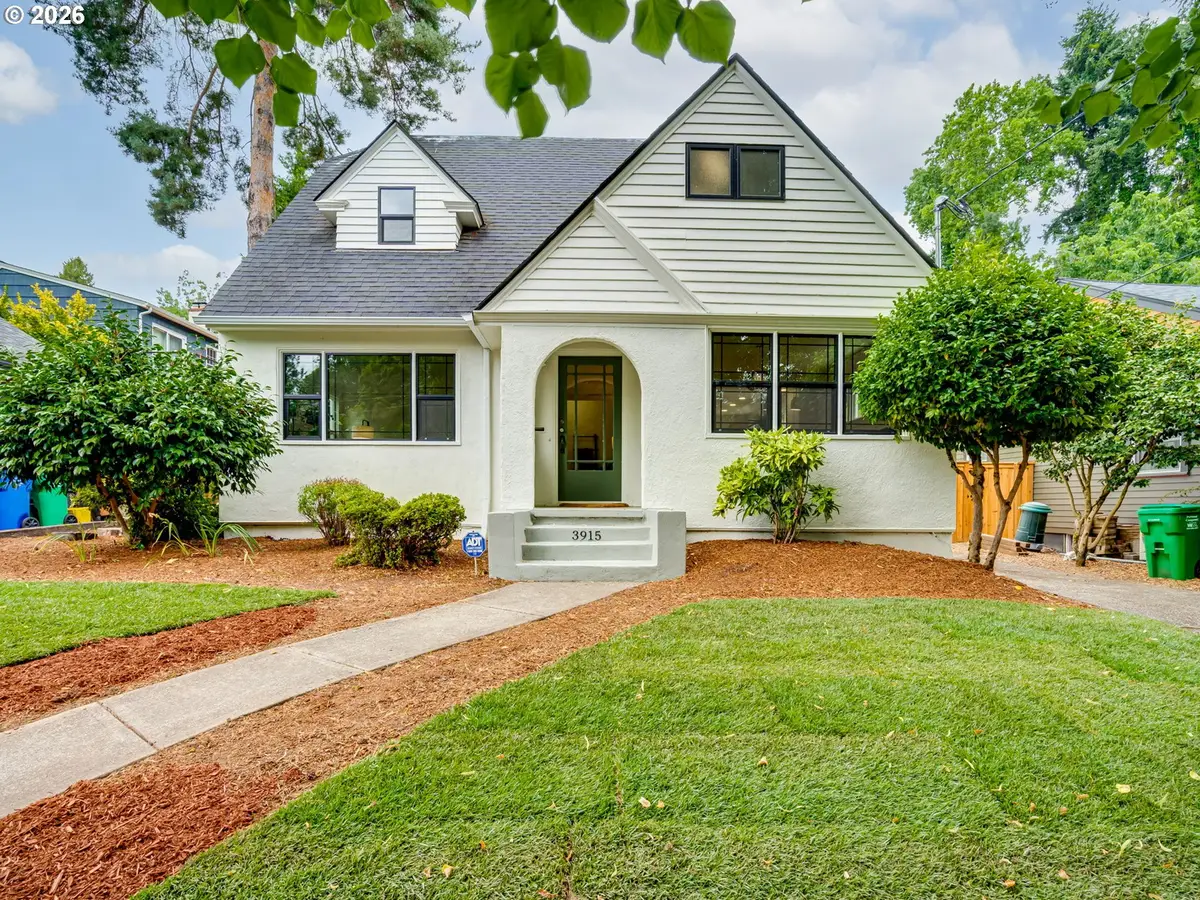 3915 Ne Stanton St, Portland, OR 97212 - #1