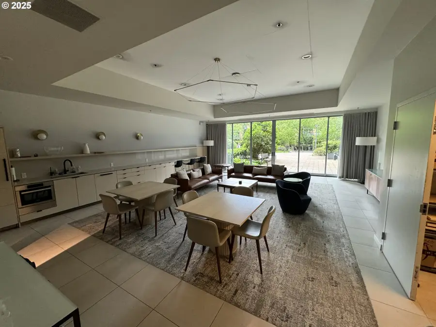 841 S Gaines St #333, Portland, OR 97239 - Image #3