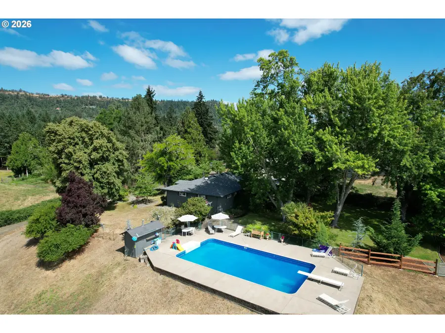 911 Harlan St, Roseburg, OR 97471 - #3