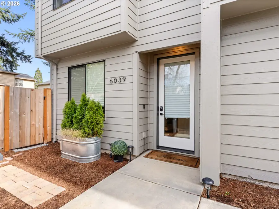 6039 SE Lambert St, Portland, OR 97206 - #3