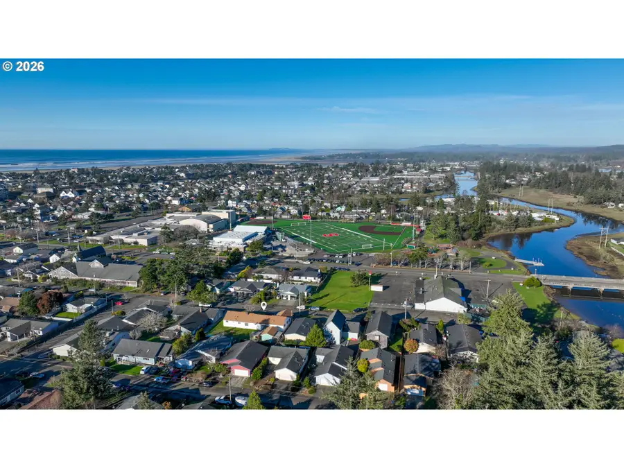 1255 Avenue A, Seaside, OR 97138 - Image #2
