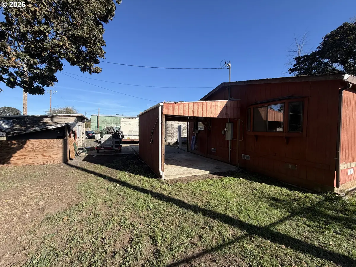 1901 Kalmia St, Sweet Home, OR 97386 - #1
