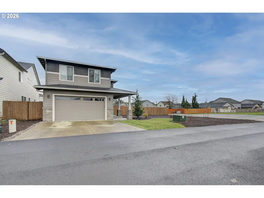 11611 NE 135th Ave, Orchards, WA 98606 - Image #2
