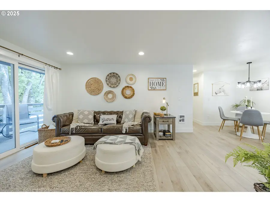 650 Harlow Rd #209, Springfield, OR 97477 - #3