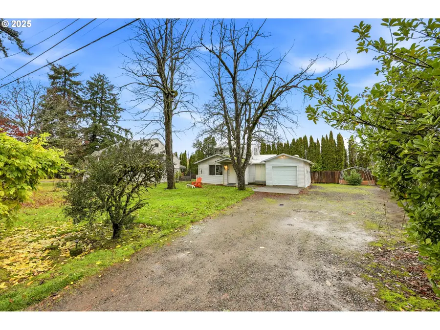 13325 SW Larson St, Beaverton, OR 97005 - Image #2