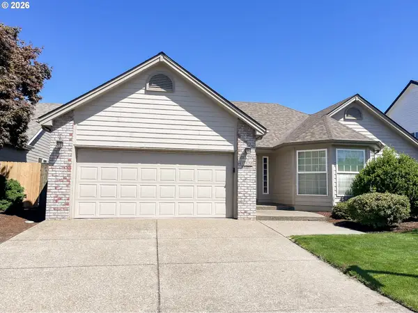 1325 Independence Ave, Woodburn, OR 97071