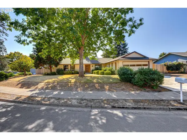 4605 NW Owyhee Ct, Portland, OR 97229