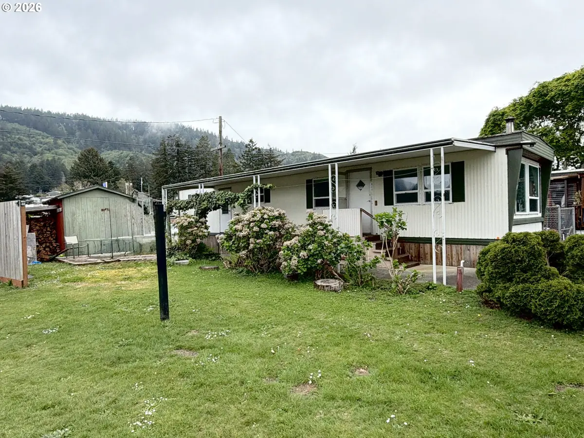 16345 Grootendorst Ln #2, Brookings, OR 97415 - #1