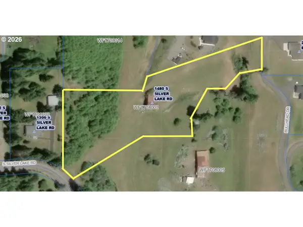 1480 S Silver Lake Rd, CastleRock, WA 98611