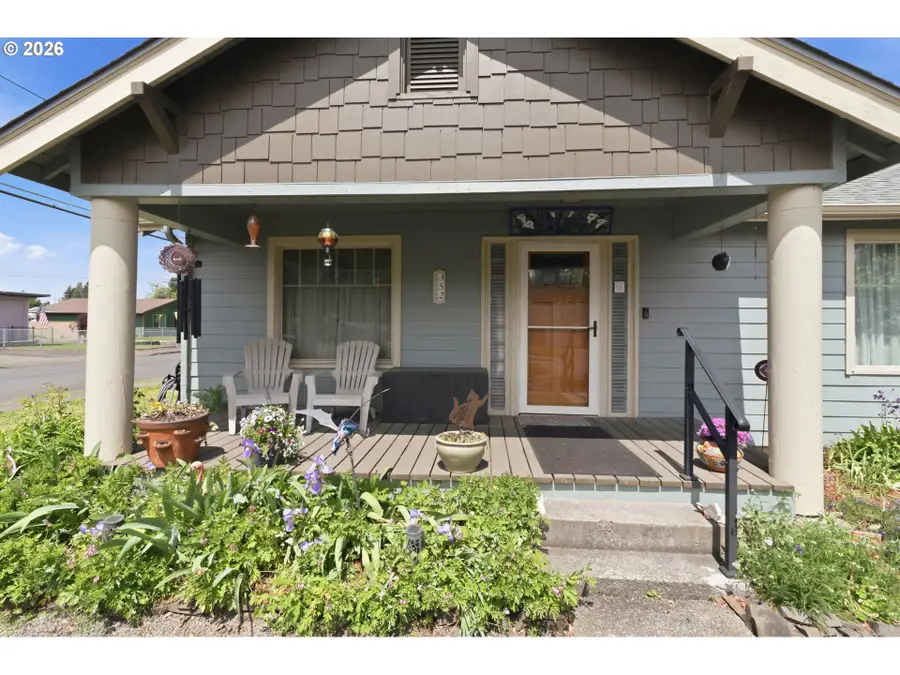 352 W M St, Springfield, OR 97477 - #3
