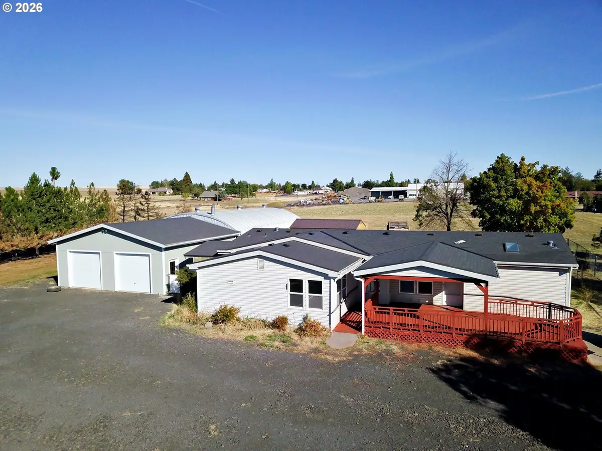 401 W Trimble St, Condon, OR 97823 - #1