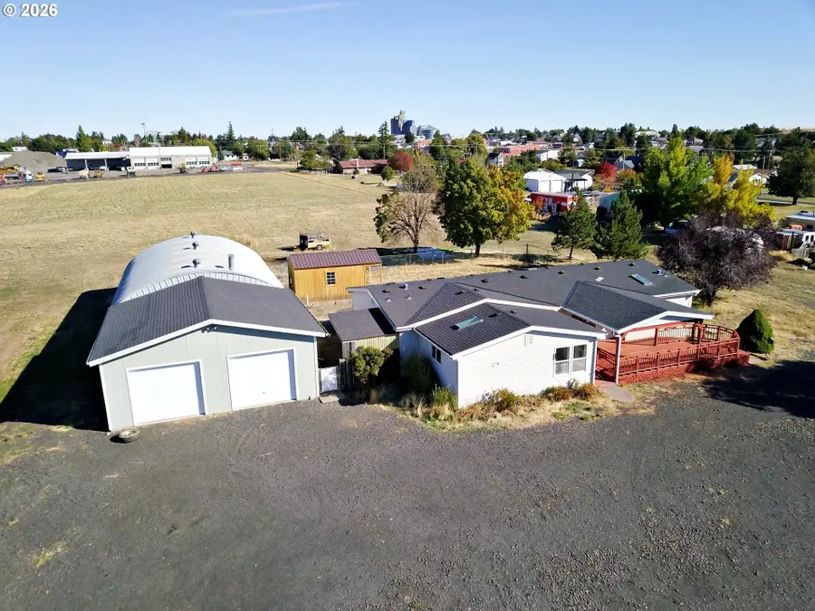 401 W Trimble St, Condon, OR 97823 - #3