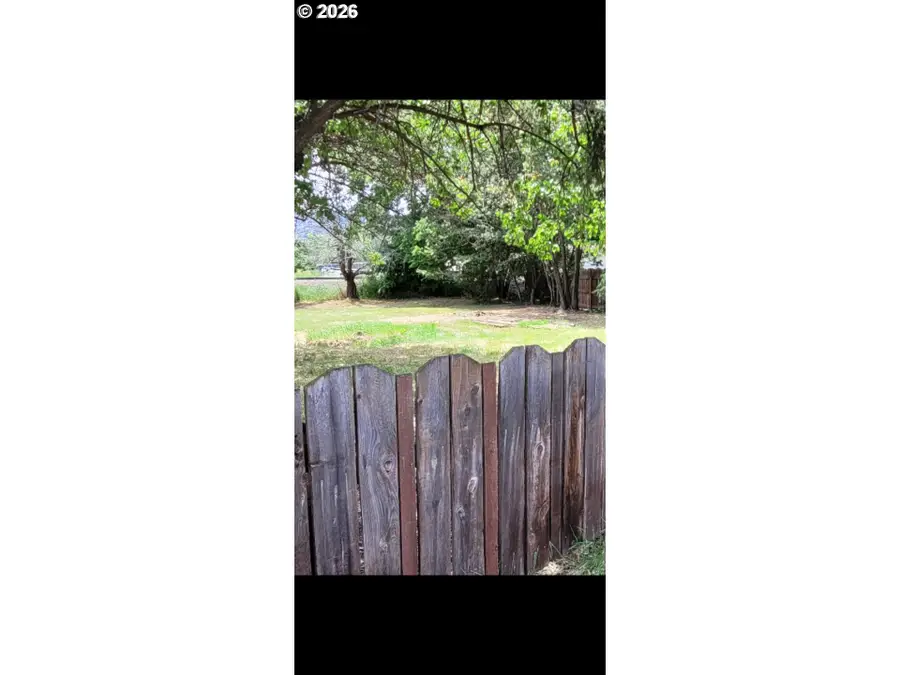3189 E N Ave, La Grande, OR 97850 - #2