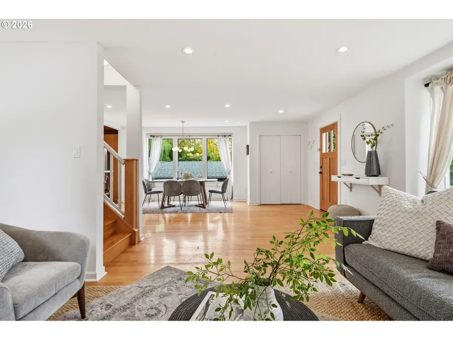 8611 SW 19th Ave, Portland, OR 97219 - #3
