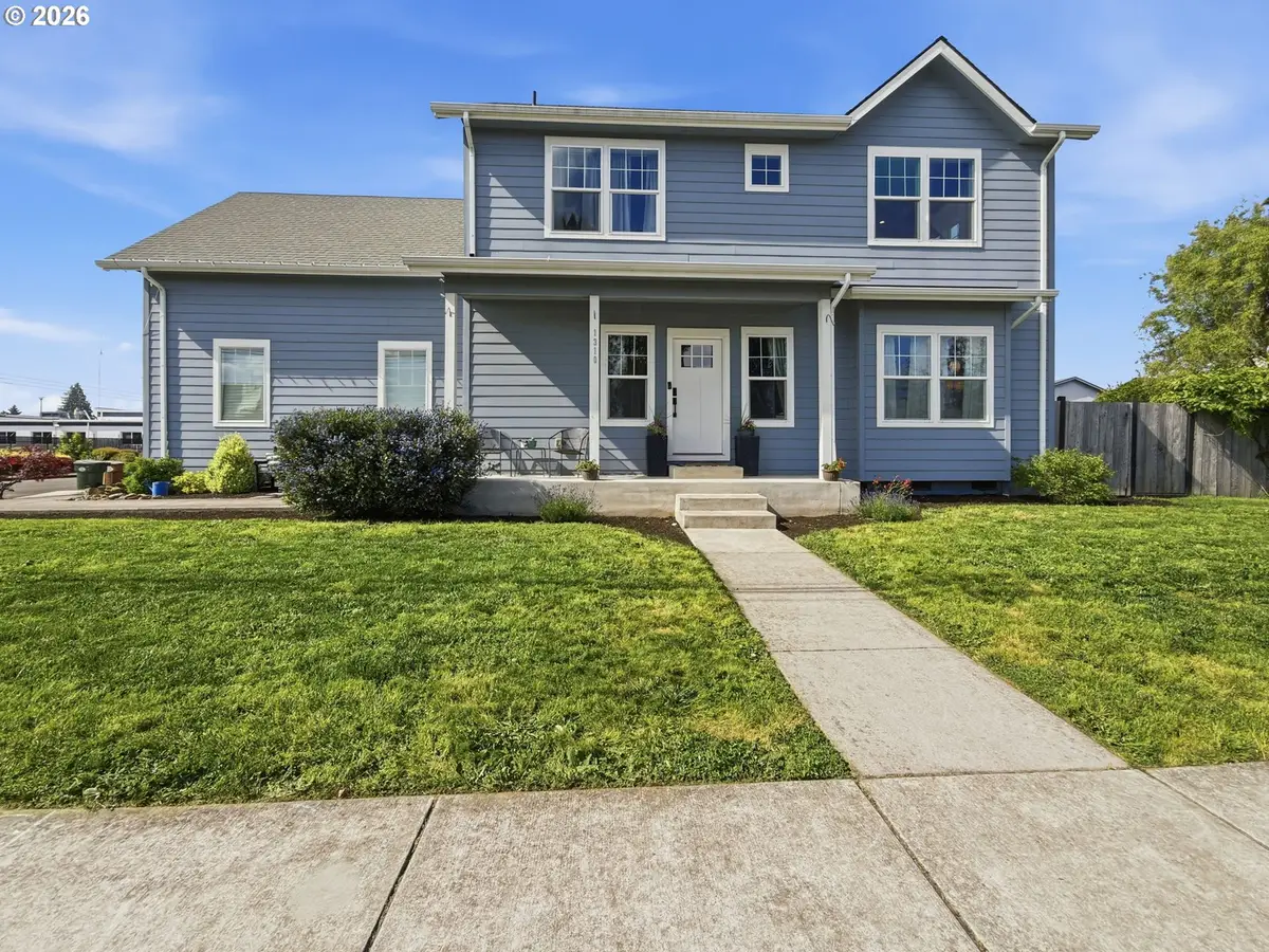 1310 Elm St, Junction City, OR 97448 - #1