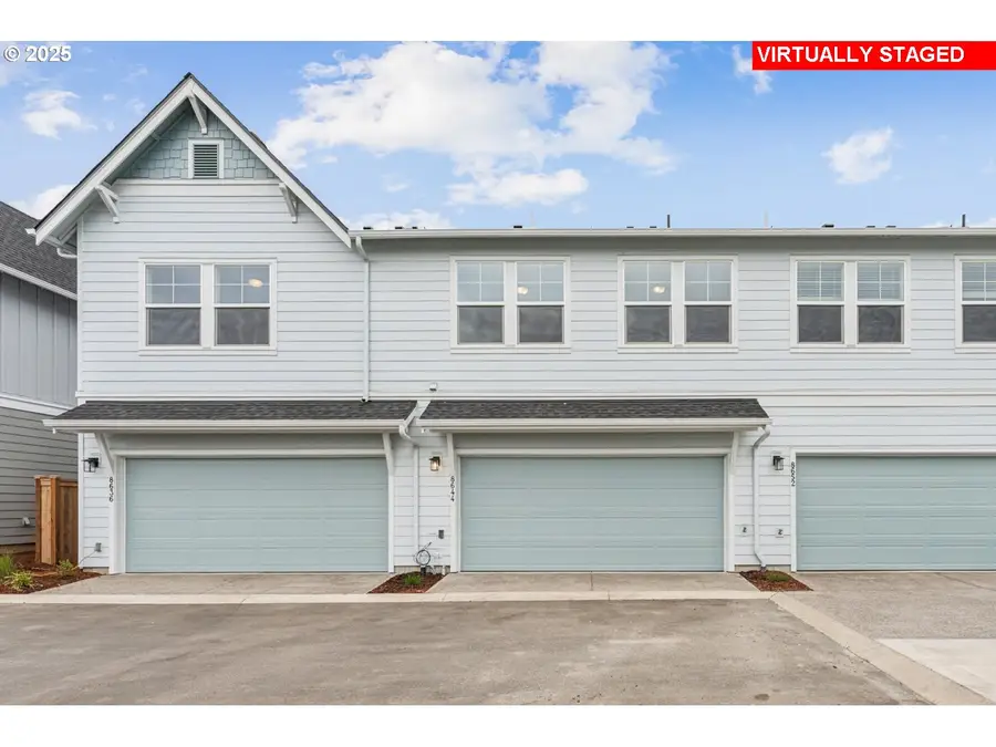 8644 SE Crescent Dr, Hillsboro, OR 97123 - Image #3