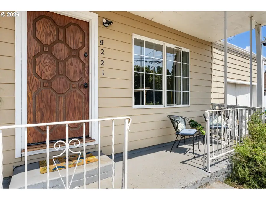 9221 SE Gladstone St, Portland, OR 97266 - #2