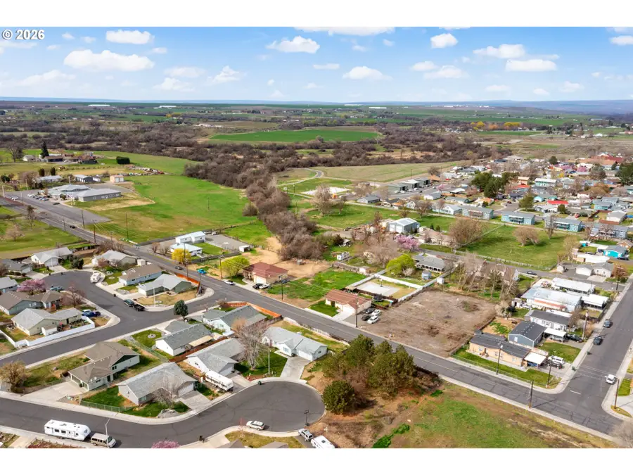 000 W Orchard, Hermiston, OR 97838 - #3