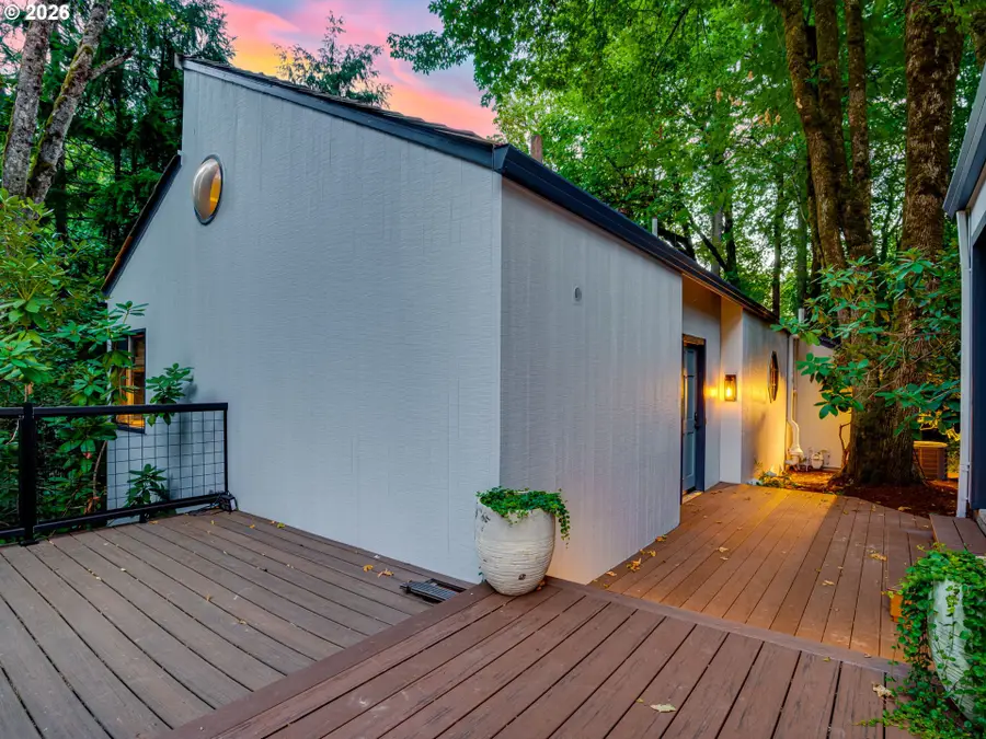71 Tanglewood Dr, Lake Oswego, OR 97035 - #3
