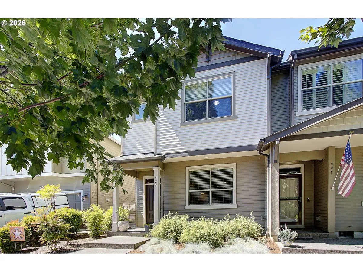 329 N 33rd Ct, Ridgefield, WA 98642 - #1