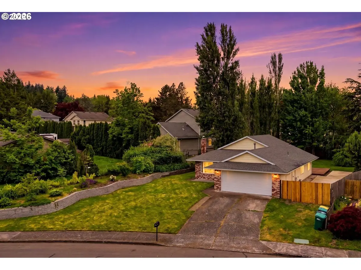 405 SE 21st St, Troutdale, OR 97060 - #1