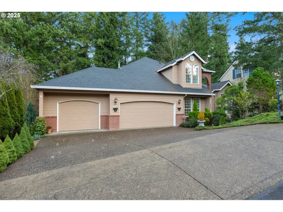 13386 SW Hillshire Dr, Tigard, OR 97223 - #2