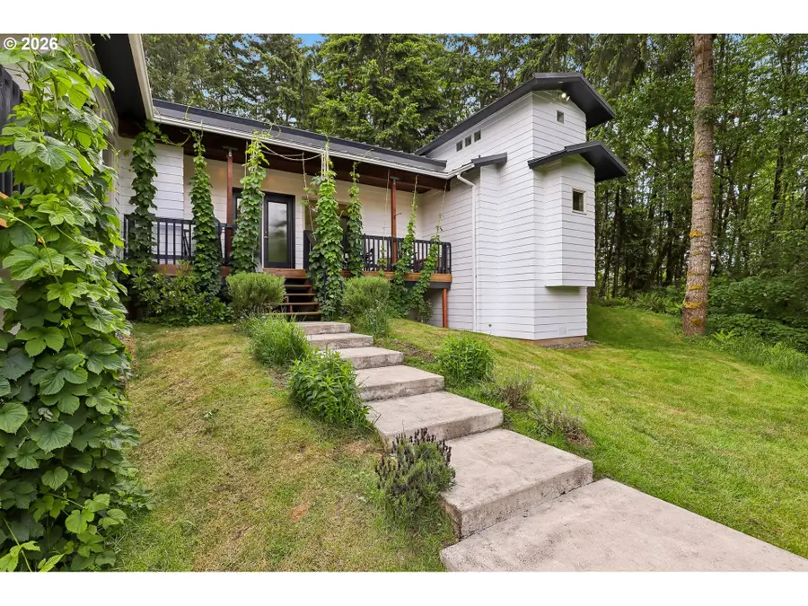 873 Mountain View Rd, Kalama, WA 98625 - #3