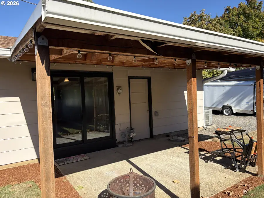 17708 SE Clay St, Portland, OR 97233 - #2