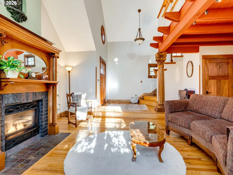 1440 Division St, Camas, WA 98607 - Image #2