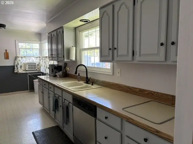 403 S Canyon Blvd, John Day, OR 97845 - #2