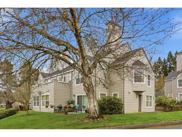 8445 SW Curry Dr #A, Wilsonville, OR 97070