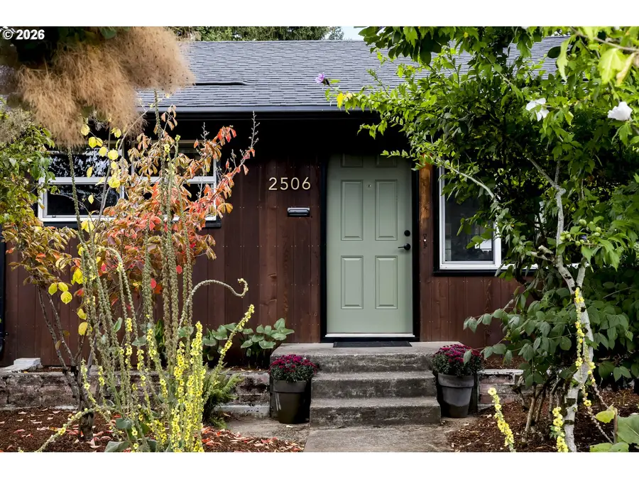 2506 SE 79th Ave, Portland, OR 97206 - #2