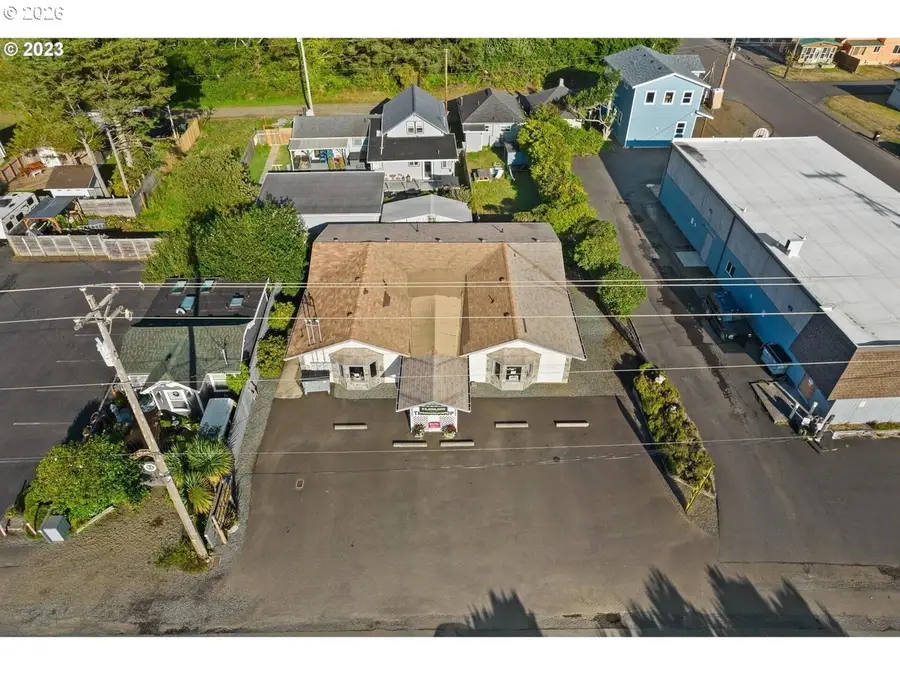 316 N Highway 101, Rockaway Beach, OR 97136 - Image #2