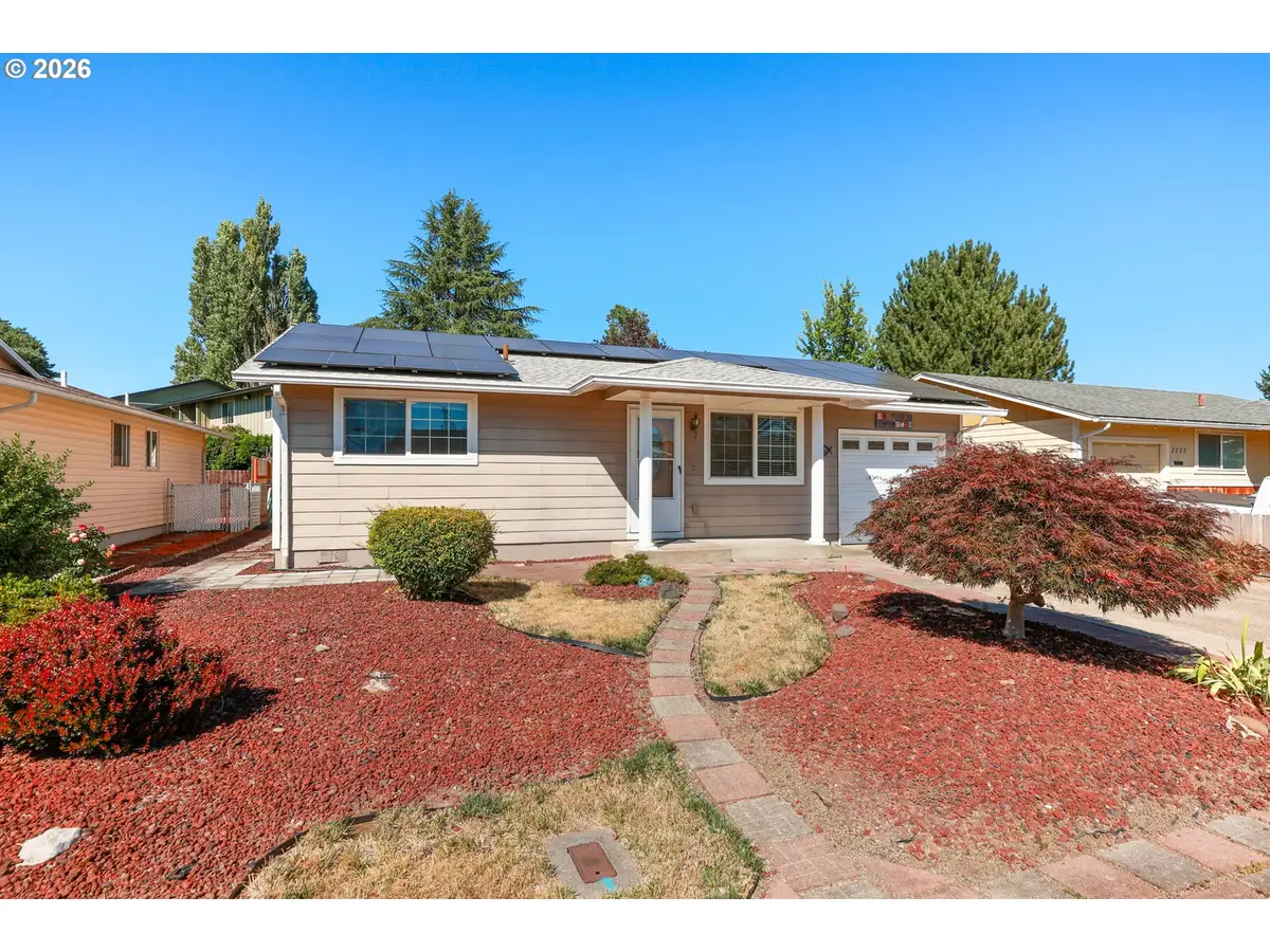 2247 Oregon Ct, Woodburn, OR 97071 - #1