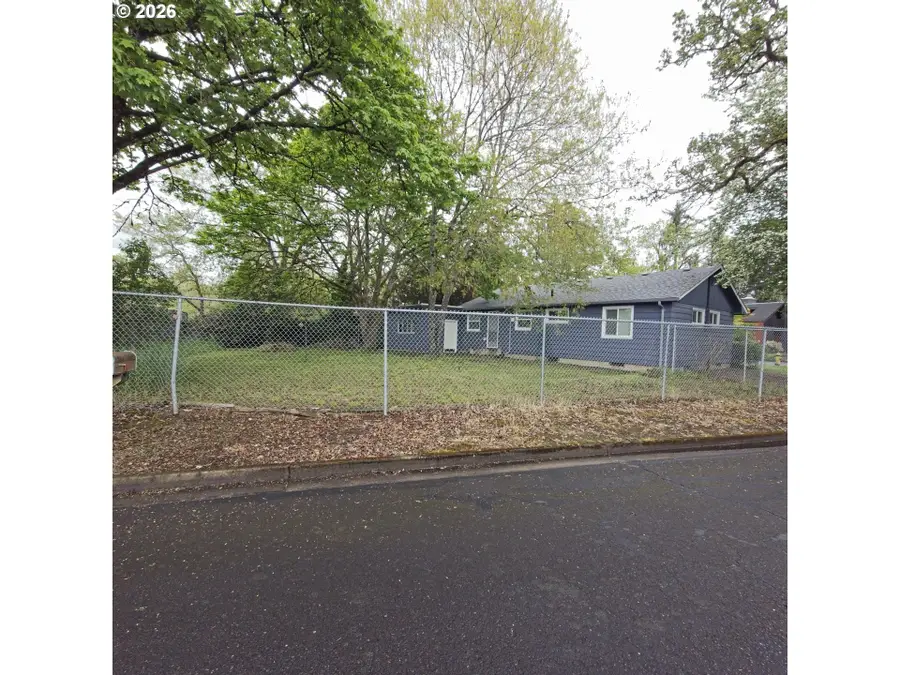 3193 W 14th Ave, Eugene, OR 97402 - #2