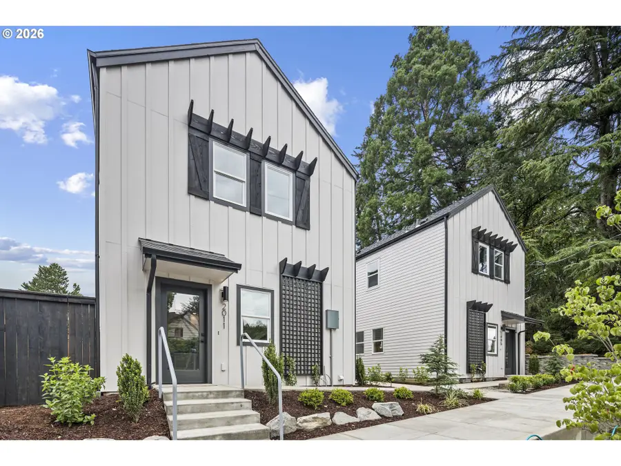 2009 SW Moss St, Portland, OR 97219 - #2