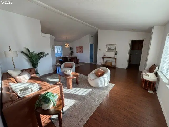 4055 Royal Ave #133, Eugene, OR 97402 - Image #2