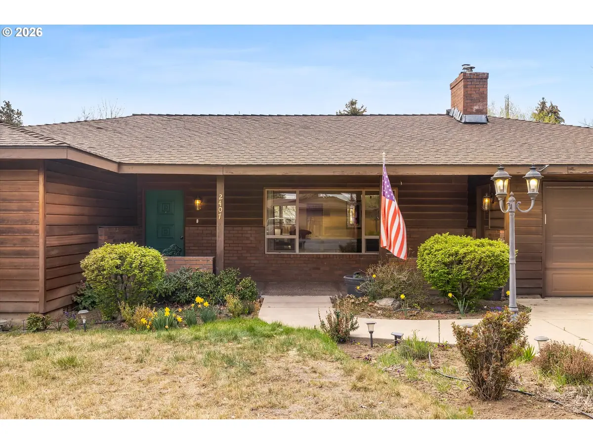 2407 NE Libby Pl, Bend, OR 97701 - #1