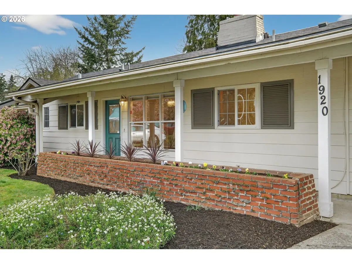 1920 NE 127th Ave, Portland, OR 97230 - #1