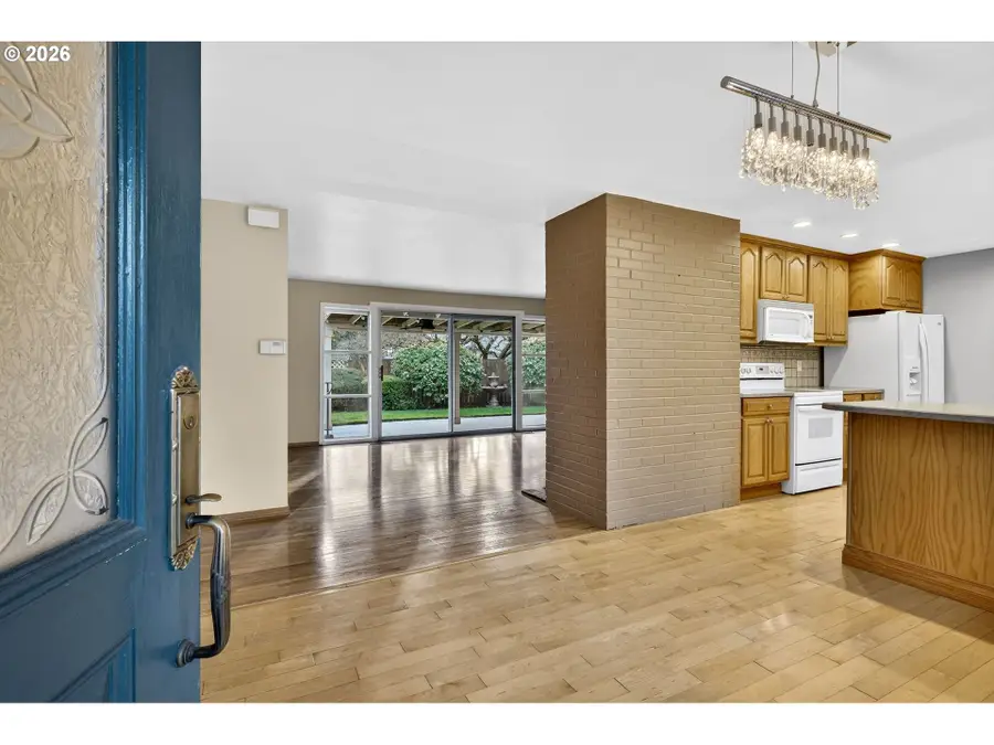 1920 NE 127th Ave, Portland, OR 97230 - #3