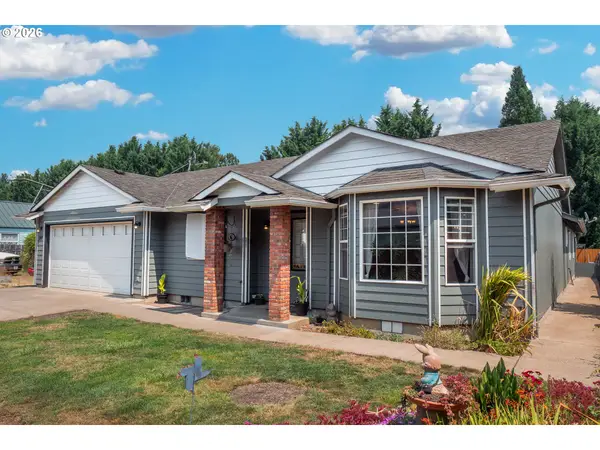 46 Karen Ct, CottageGrove, OR 97424